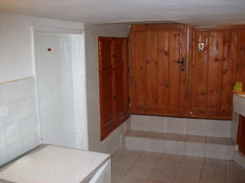 Аджи Генчовата къща с кладенеца - Снимка 3