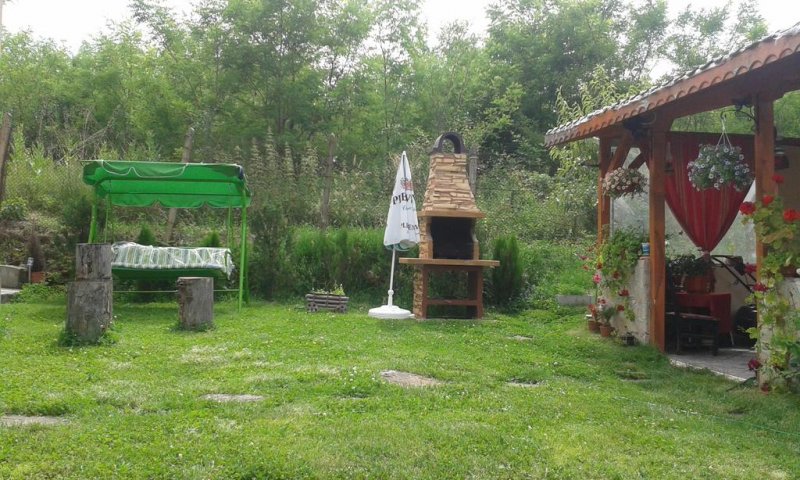 Къща за гости Анди 2004 - Снимка 10