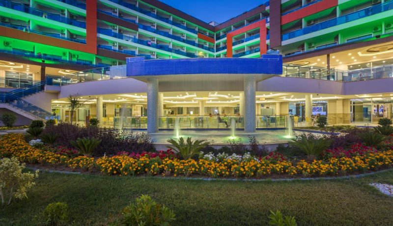 Lonicera Resort & Spa Hotel - Снимка 9