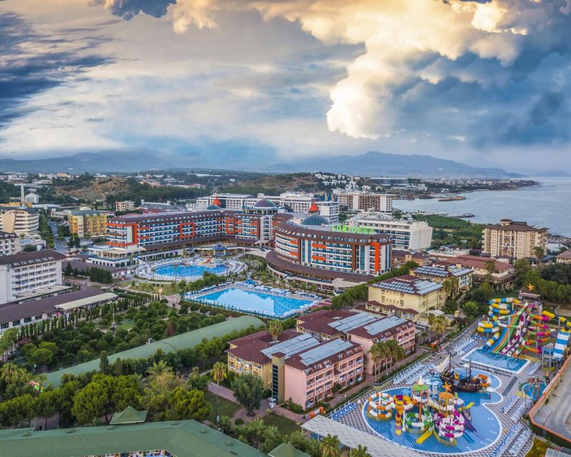 Lonicera Resort & Spa Hotel - Снимка 4