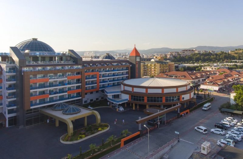 Lonicera Resort & Spa Hotel - Снимка 4