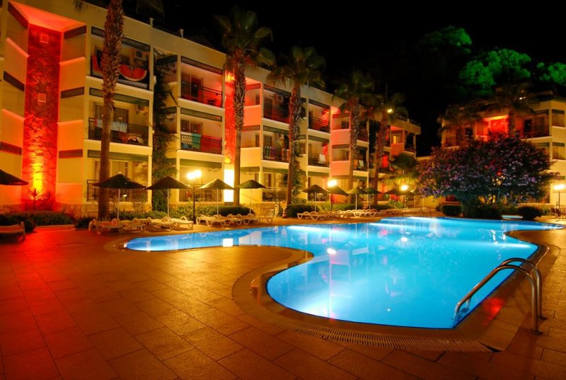 Mirage World Hotel - Снимка 9