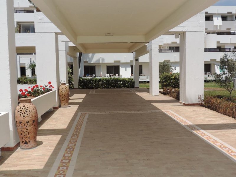Les Almohades Beach Resort Agadir - Снимка 2