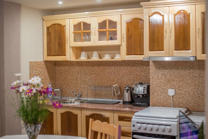 Къща за гости Джули - Снимка 0