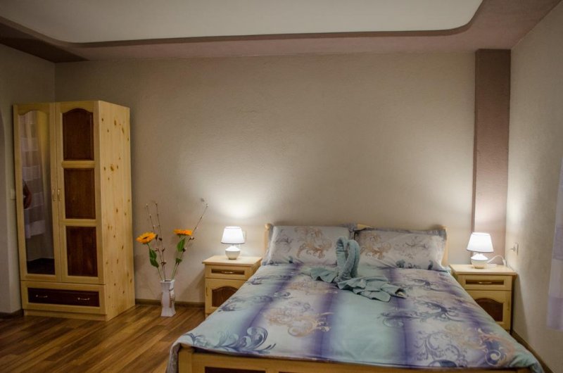 Къща за гости Джули - Снимка 5