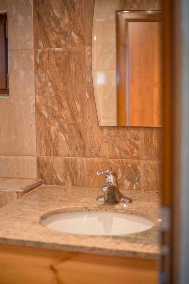 Къща за гости Джули - Снимка 4