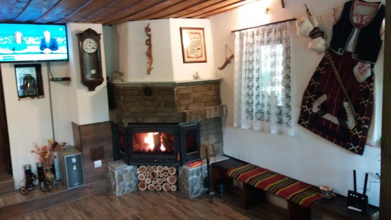 Къща за гости Мома Елена - Снимка 9