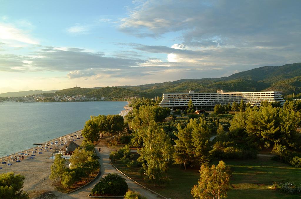 През Септември: 3 нощувки, All Inclusive в луксозния хотел Sithonia Porto Carras 5*, Халкидики, Гърция! - Снимка 35