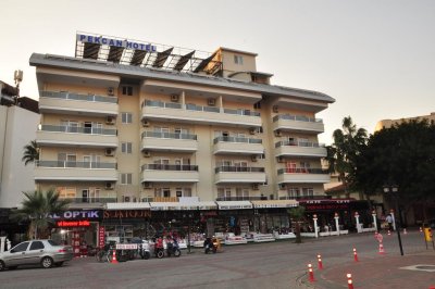 Pekcan Hotel - Снимка 1