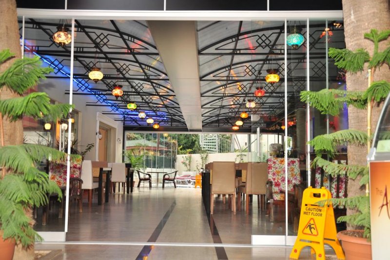 Pekcan Hotel - Снимка 1