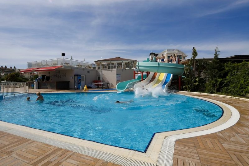 Throne Seagate Belek Hotel - Снимка 2