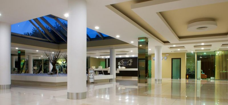 Cronwell Platamon Resort - Снимка 2