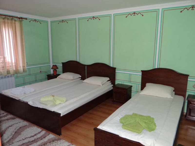 Къща за гости Денис - Снимка 5