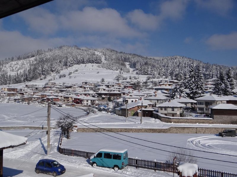 Къща за гости Денис - Снимка 4