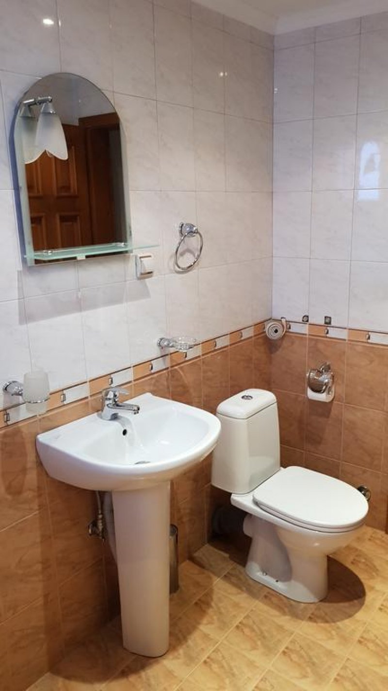 Къща за гости Денис - Снимка 2