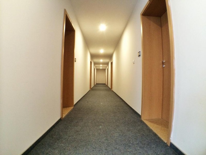 Апартамент Централ Плаза - Снимка 10