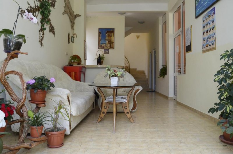 Семеен хотел Равда - Снимка 9