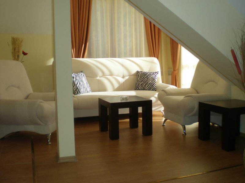 Комплекс Замъка Пампорово - Снимка 9