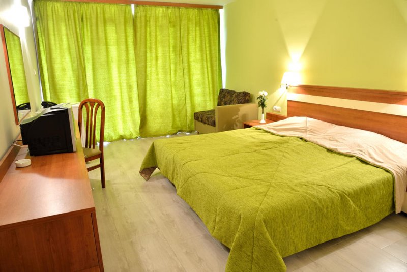 Хотел Глициния - Снимка 7