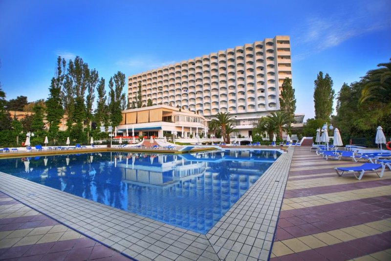 Pallini Beach - Снимка 0