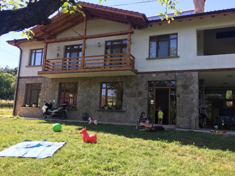 Къща за гости Дъбравата - Снимка 10