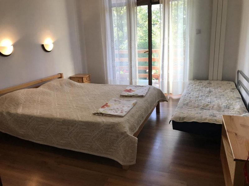 Къща за гости Дъбравата - Снимка 2