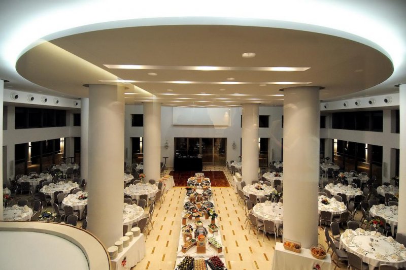 Lucy Hotel - Снимка 1