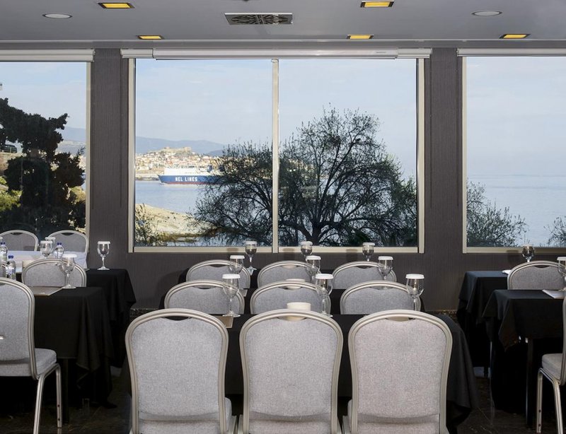 Lucy Hotel - Снимка 7