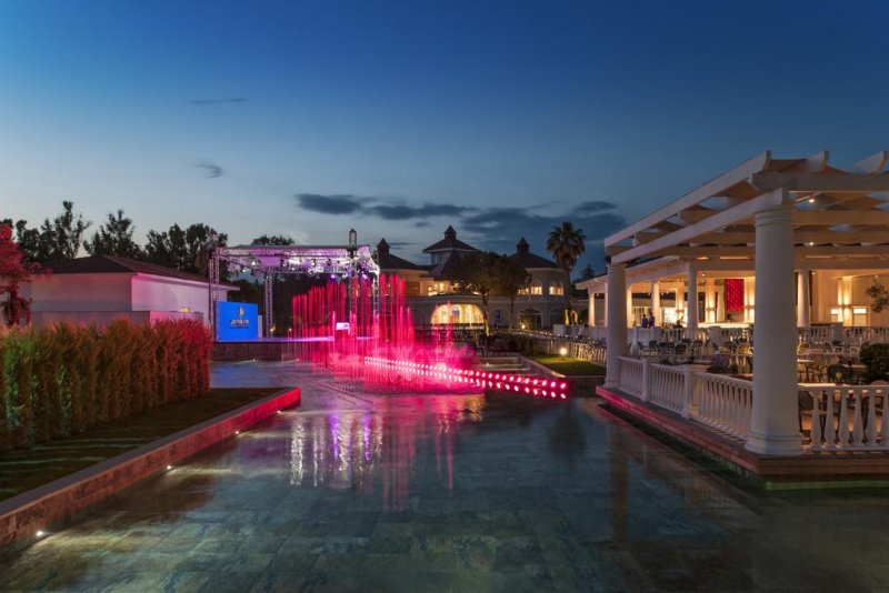 Sirene Belek Golf & Wellness Hotel - Снимка 2