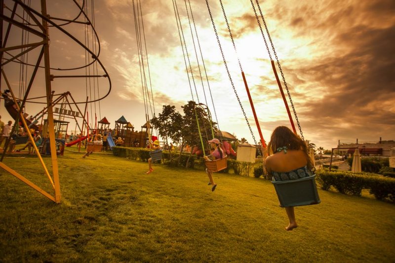 Club Hotel Turan Prince World - Снимка 4