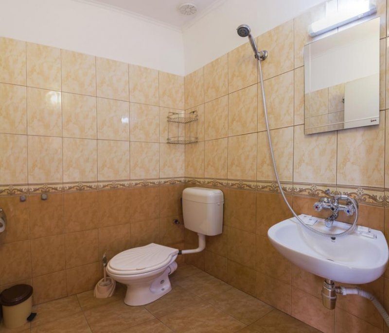 Къща за гости Конакът - Снимка 8