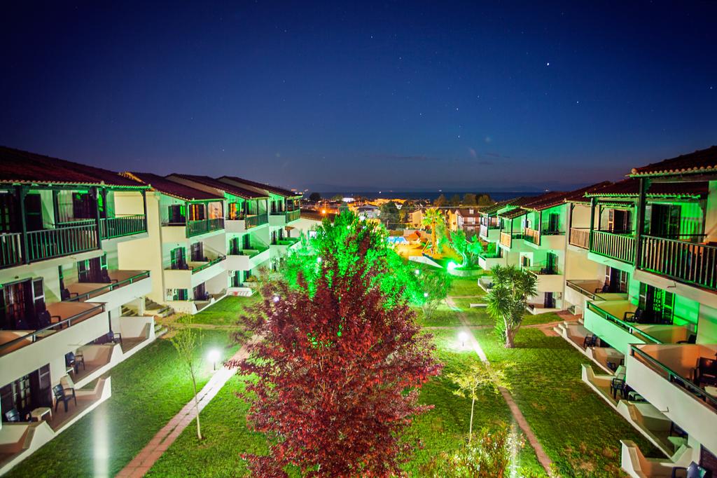 През Септември: 3 нощувки, All Inclusive в хотел Bellagio 3*, Халкидики, Гърция! - Снимка 8