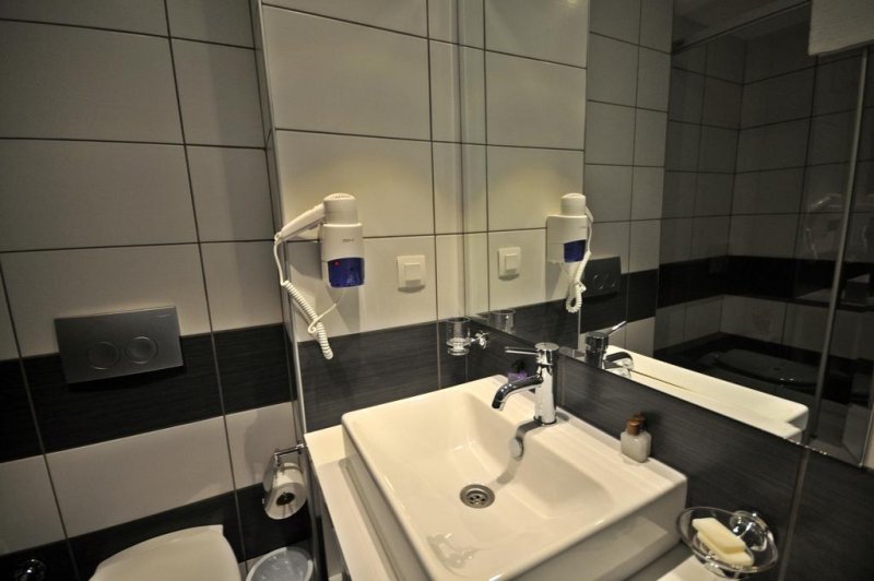 Club Shark Hotel - Снимка 2