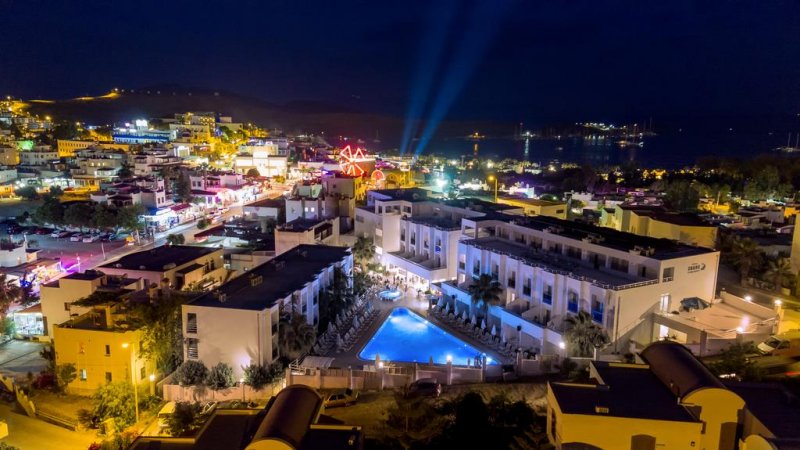 Club Shark Hotel - Снимка 4