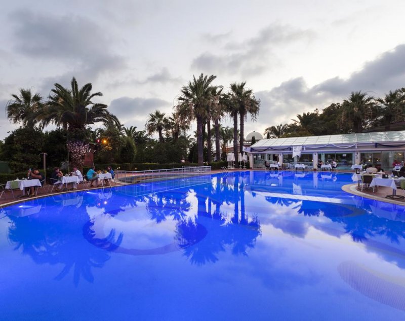 Hane Hotel - Снимка 7