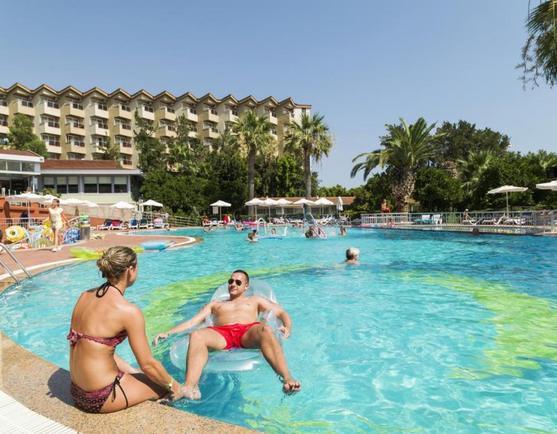 Hane Hotel - Снимка 2