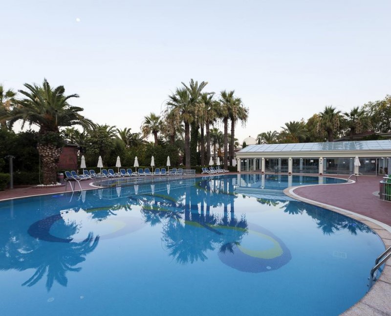 Hane Hotel - Снимка 3