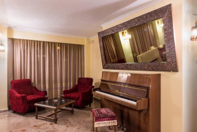 Sunset Hotel - Снимка 2