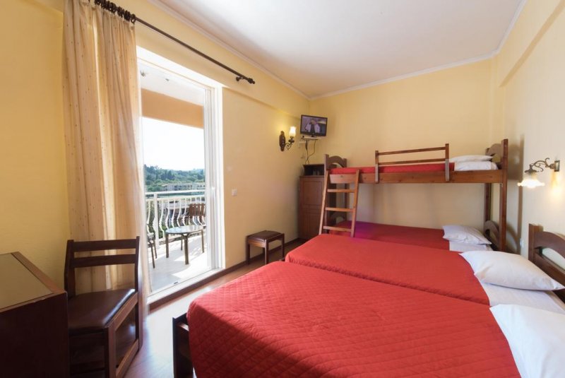 Sunset Hotel - Снимка 5