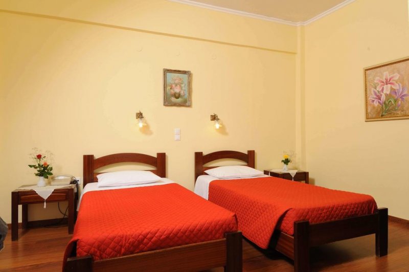 Sunset Hotel - Снимка 2