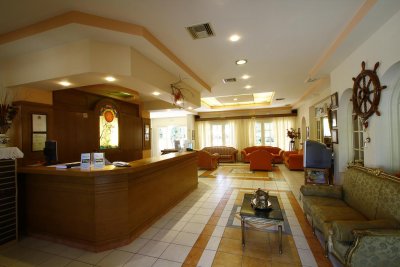 Bintzan Inn Hotel - Снимка 2