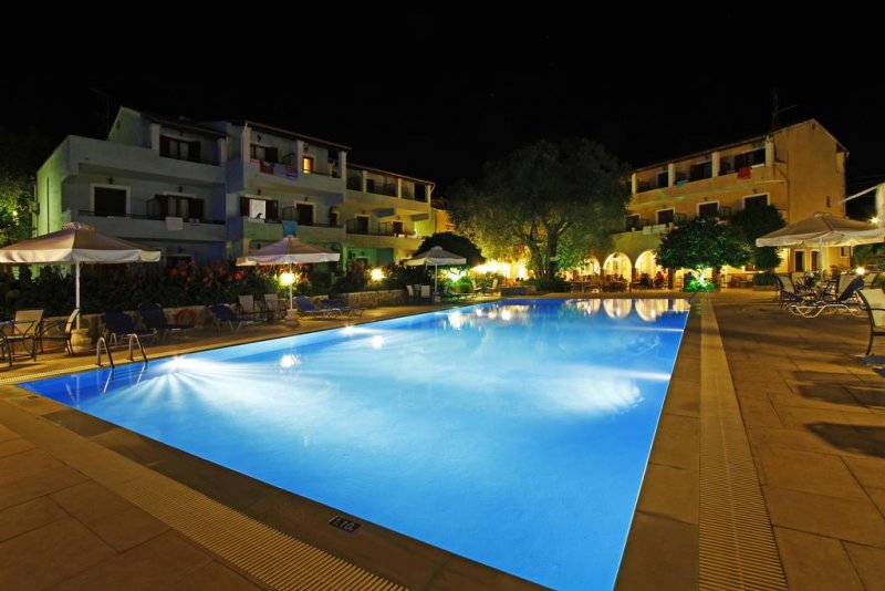 Bintzan Inn Hotel - Снимка 2