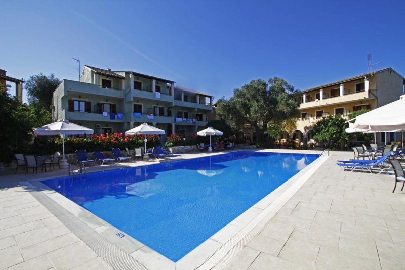Bintzan Inn Hotel - Снимка 1