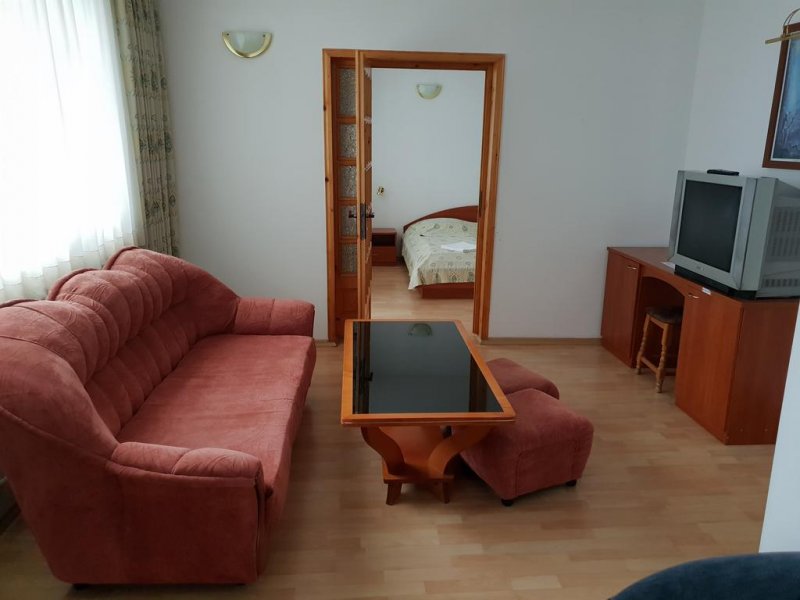 Семеен хотел Каров - Снимка 10