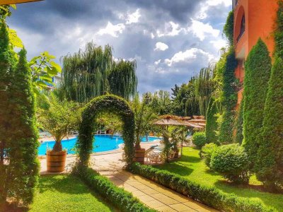 Хотел Лиани