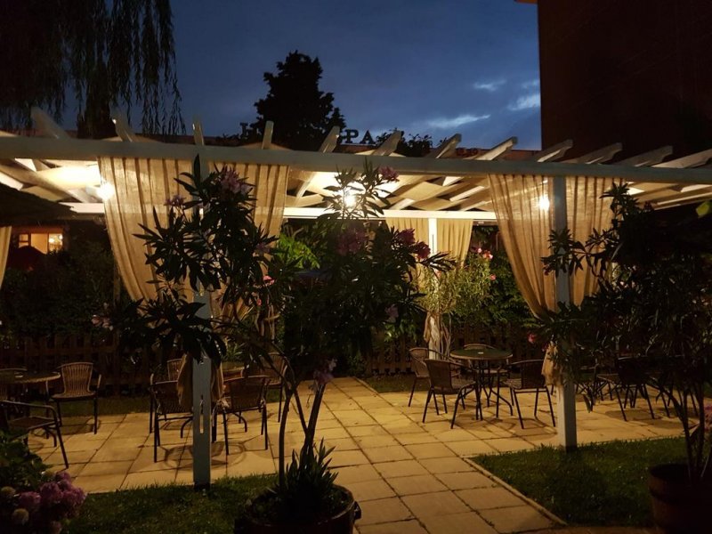 Хотел Лиани - Снимка 5