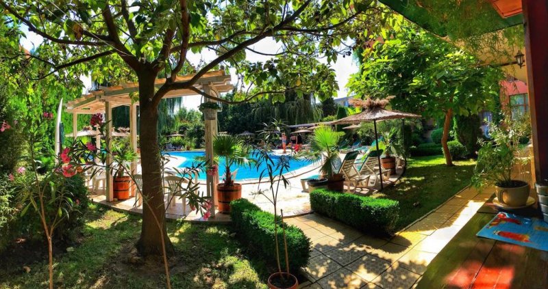 Хотел Лиани - Снимка 9