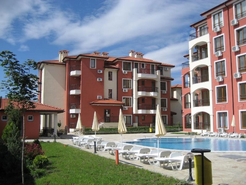 Апартхотел Равда Дом - Снимка 0