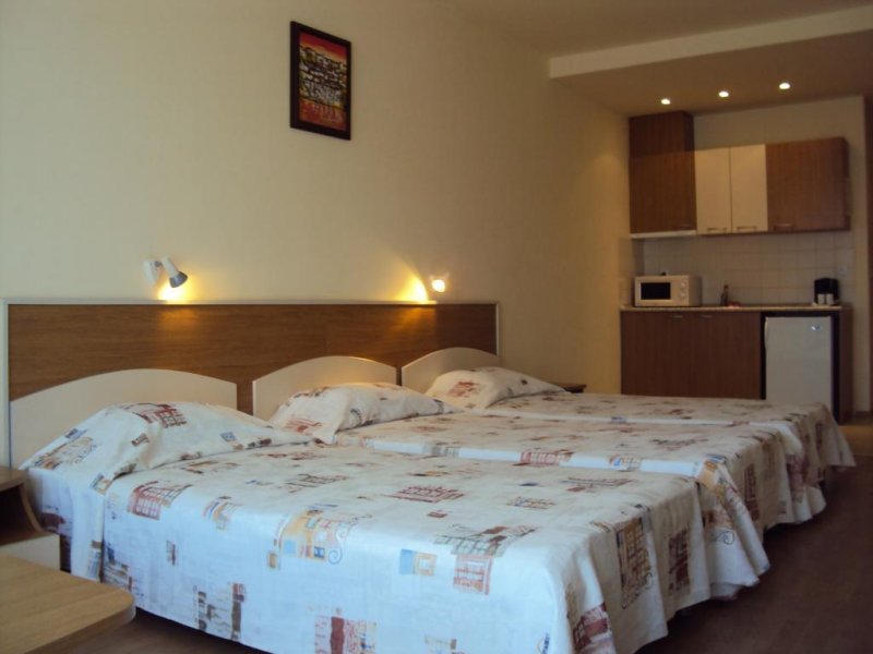 Хотел Авеню - Снимка 10