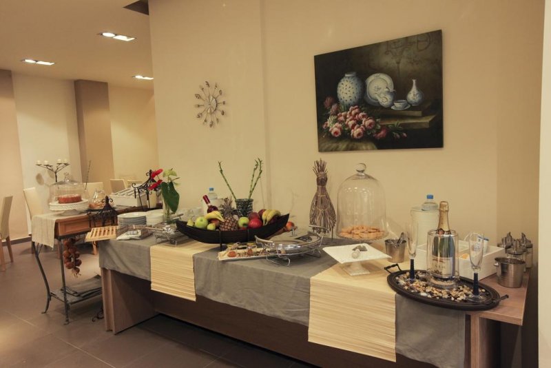 Aqua Mare Hotel - Снимка 1